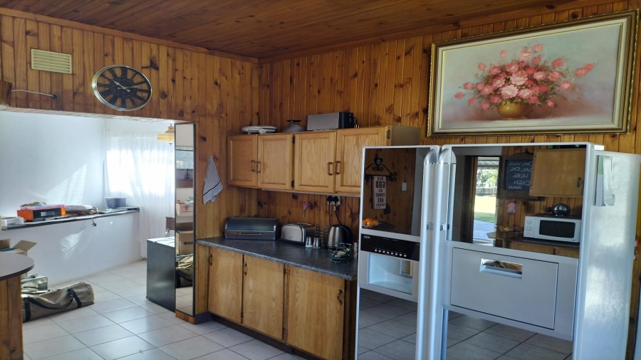3 Bedroom Property for Sale in Lindequesdrif North West